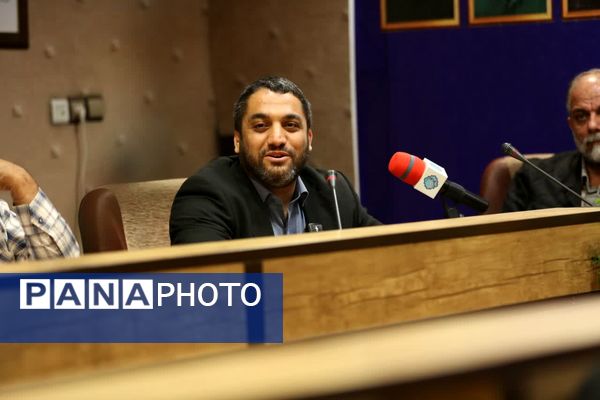 نشست خبری جمعیت حامیان انقلاب اسلامی در قم