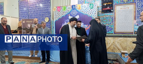 برگزاری محفل انس با قرآن در بروجن