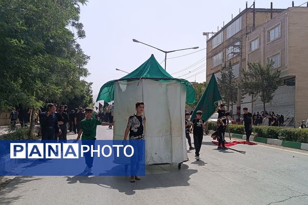 عزاداری مردم کرمانشاه در تاسوعای حسینی