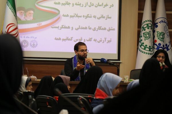 مشهد میزبان نشست قائم مقام سازمان دانش آموزی با خبرنگاران پانا