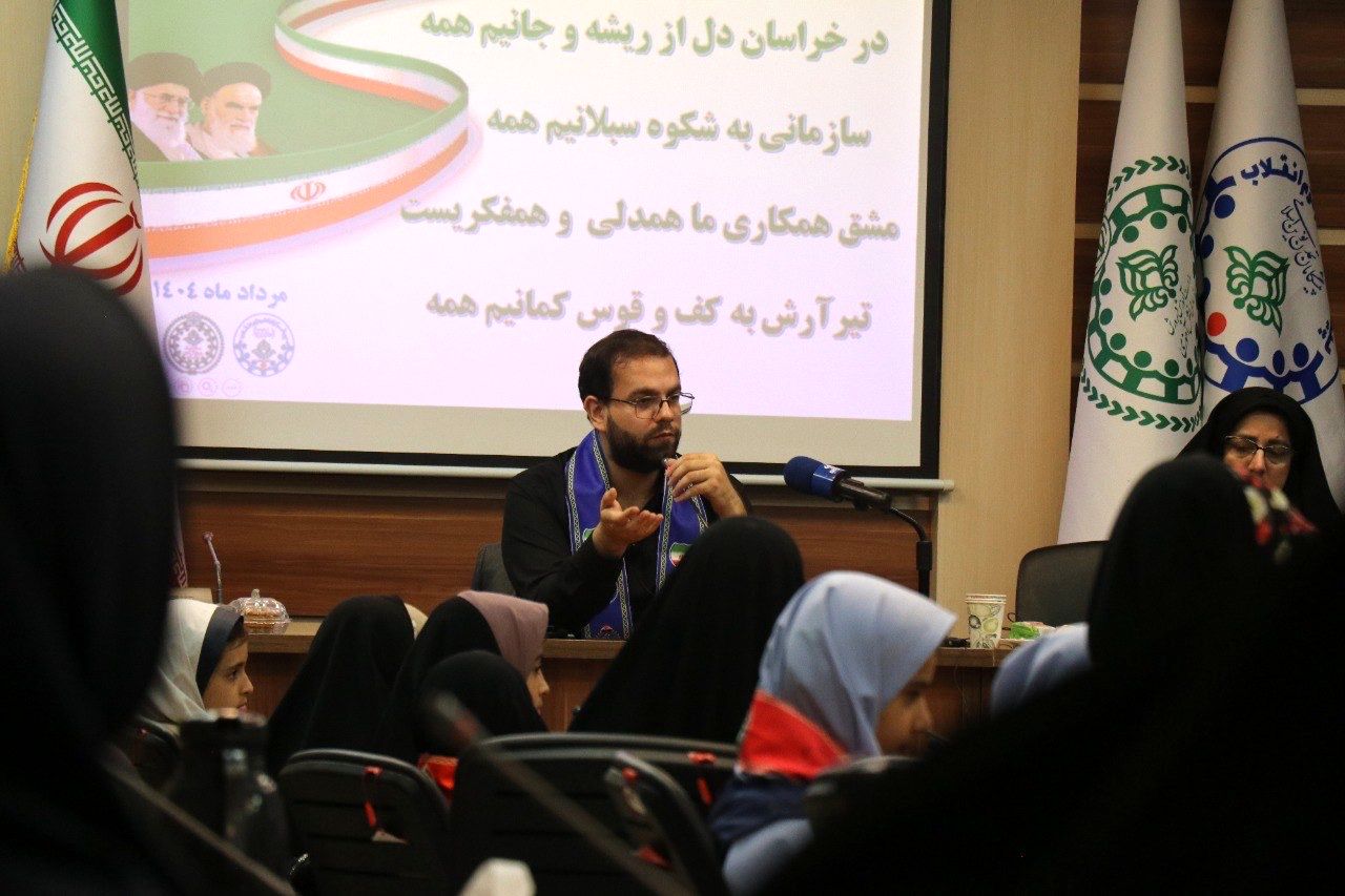 مشهد میزبان نشست قائم مقام سازمان دانش آموزی با خبرنگاران پانا