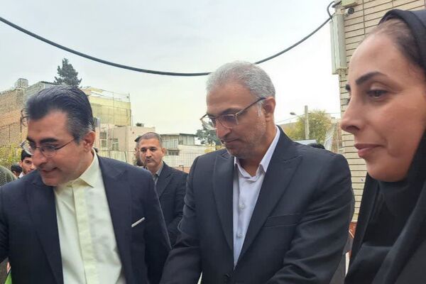 مراسم هفته پژوهش در دبیرستان بانو عفت آهنگری شهرری
