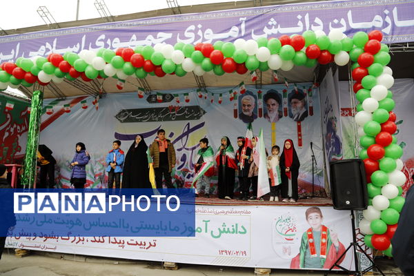 روایت تصویر از ٢٢ بهمن تهران 