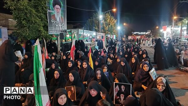 همزمان با سراسر کشور؛ حضور پرشور مردم در چهلم رهبر شهید در پلدختر
