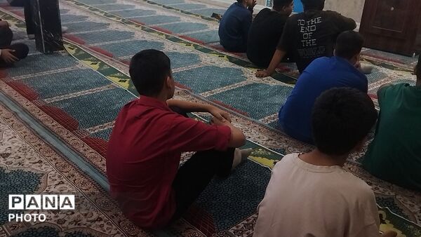 گفت و گو در باب نماز در دبیرستان شاهد ابوذر غفاری نیشابور 