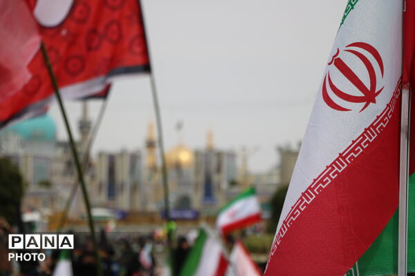 نسل جدید، پای آرمان‌های انقلاب 