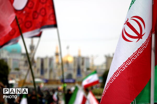 نسل جدید، پای آرمان‌های انقلاب 