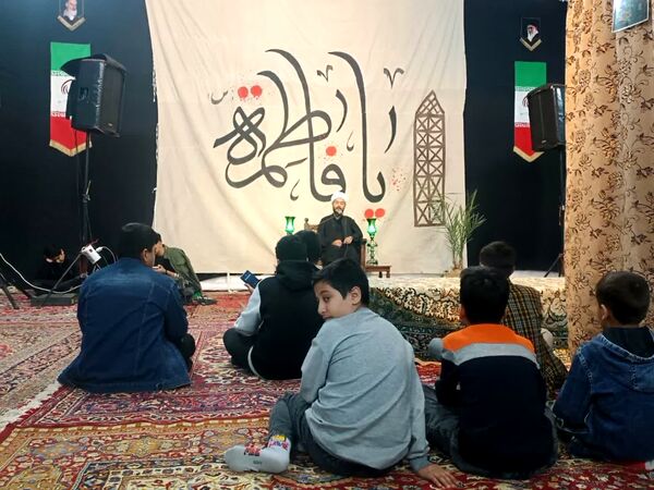 مراسم عزاداری دهه فاطمیه در مسجد مهرولایت با میهمانی شهید گمنام