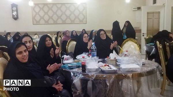 گرامیداشت هفته امور تربیتی در تالار فرهنگیان نیشابور  