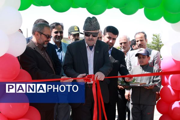 آیین افتتاحیه بزرگترین زمین چمن مصنوعی آموزش و پرورش خراسان رضوی در حاشیه شهر مشهد 