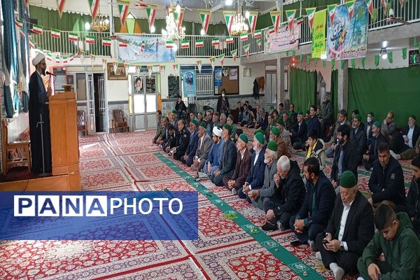 اقامه نماز عبادی،سیاسی جمعه همزمان با ایام دهه فجر در شهر بار نیشابور