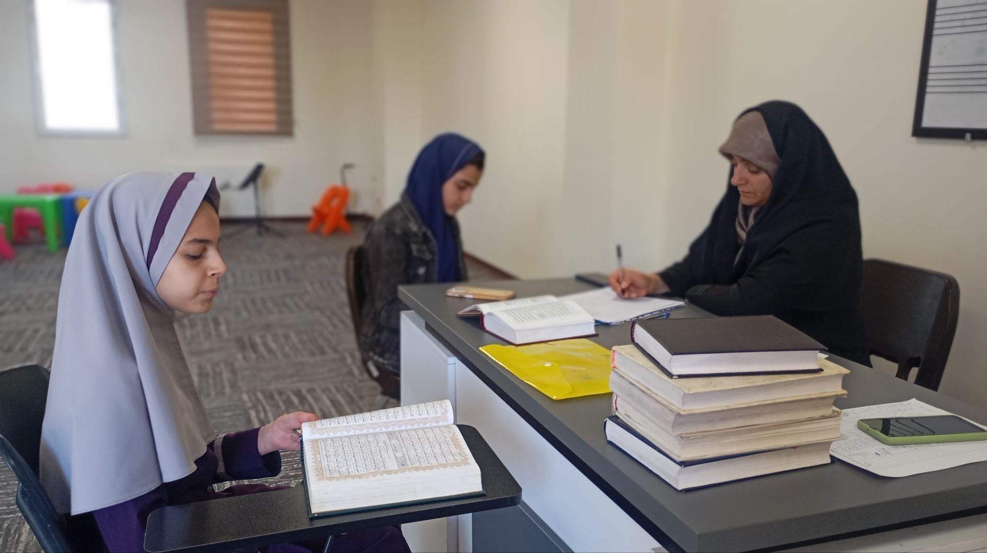 مسابقات قرآن ، عترت و نماز دانش‌آموزان شهرستان فردیس
