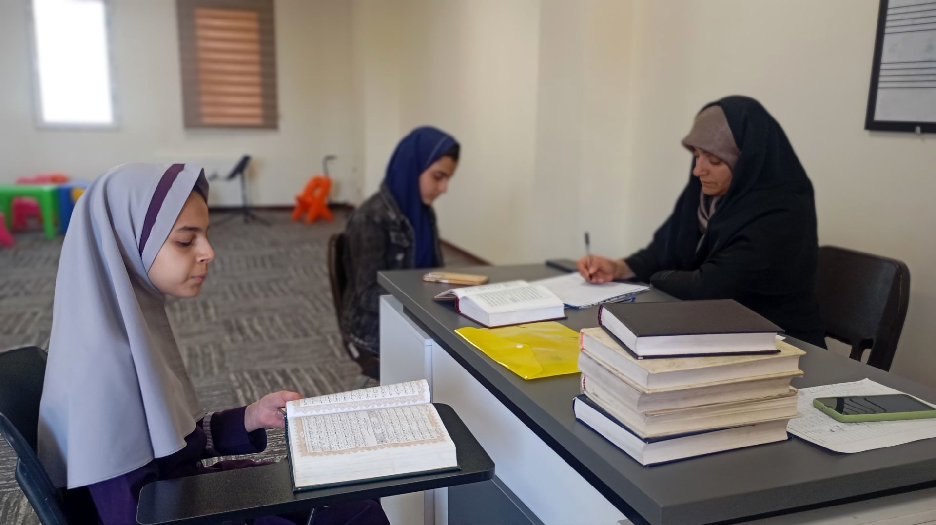 مسابقات قرآن ، عترت و نماز دانش‌آموزان شهرستان فردیس