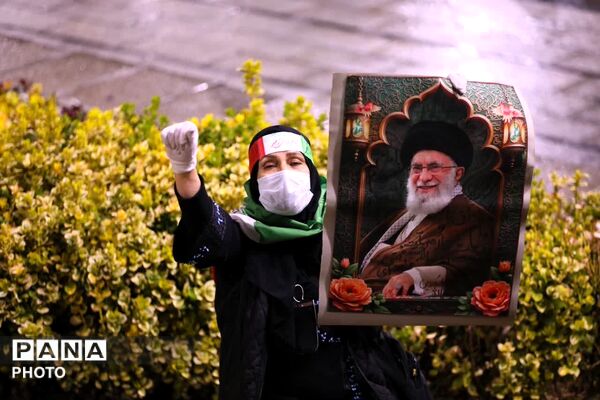 ندای رعدآسای «الله‌اکبر» در بزرگداشت یوم‌الله ۱۲ فروردین، در استان همدان