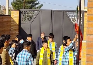 مراسم گرامیداشت دهه فجر در دبیرستان ائمه طاهرین شهر جعفریه قم