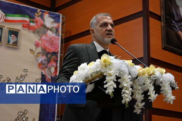 تجلیل از افتخارآفرینان کنکور