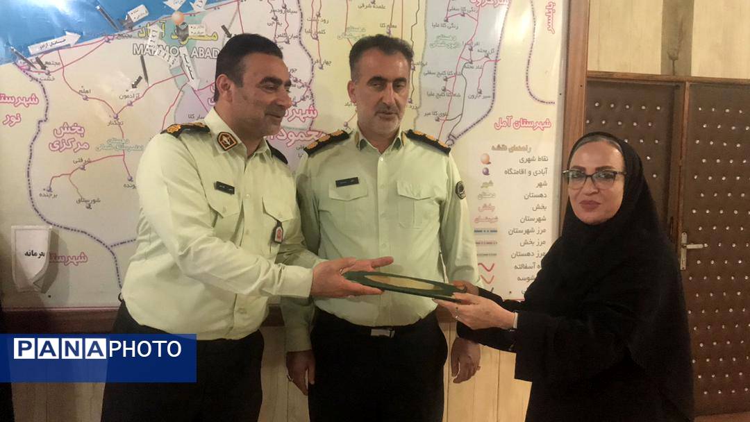 آیین تجلیل از خبرنگاران محمودآباد به مناسبت روز خبرنگار