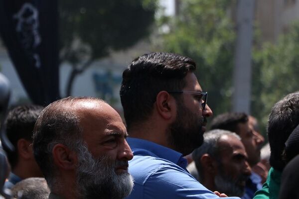 وداع با پیکر مطهر شهید حسین امیرعبدالهیان در شهرستان ری