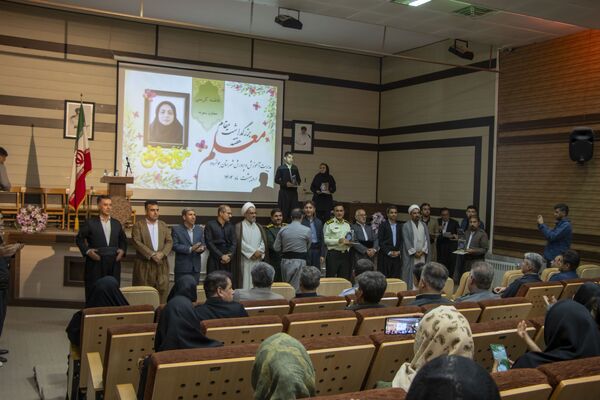 مراسم بزرگداشت روز معلم در جوانرود