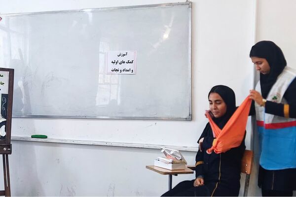 برگزاری مانور زلزله در مدارس ناحیه 4 شیراز 
