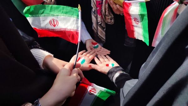 حضور چهل و هفتم از قاب دوربین پانا (۲)