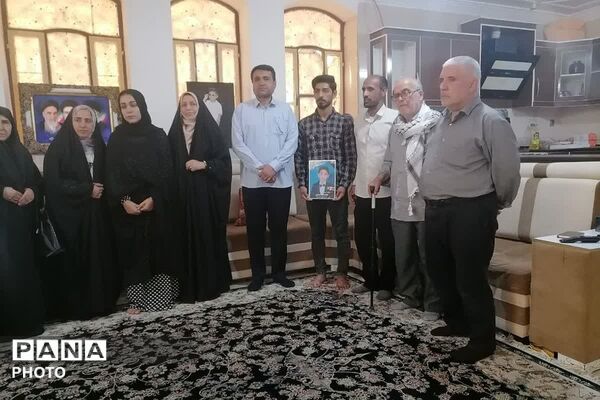 فرهنگیان بازنشسته شهریار تسلی‌بخش والدین میناب شدند