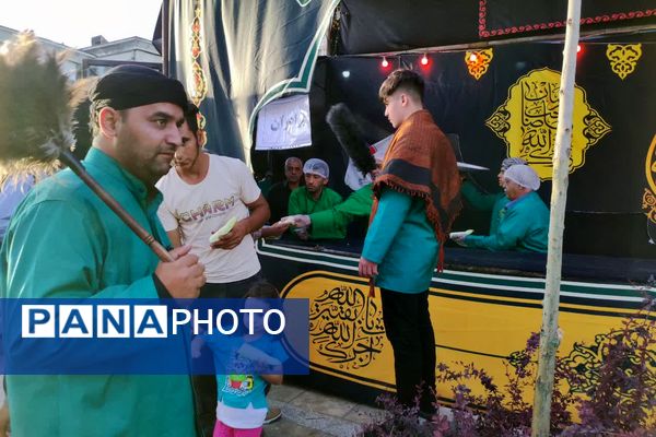 کبوتر وار می‌آیم به آب و دانه‌ای دل خوش