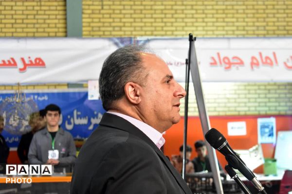 هنرستان‌های ناحیه دو تبریز روی صحنه