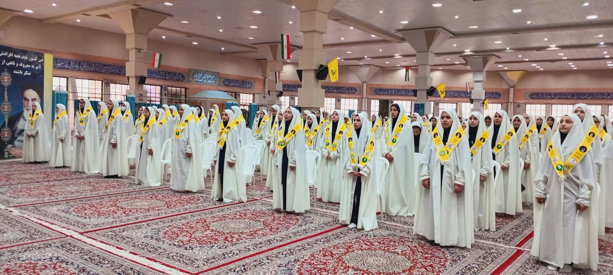 پیش اجرای گروه ۱۰۰۰ نفره پیشتازان قبل از اجلاسیه سراسری نماز