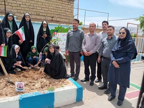 هر نهال، یک امید برای ایران