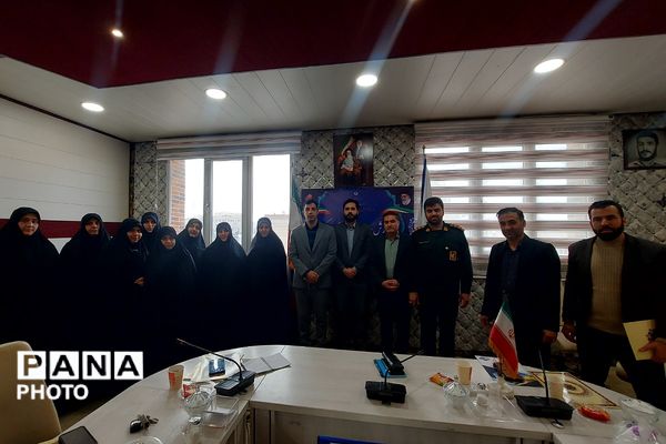 جلسه تعاملی سپاه پاسداران،فرماندهان بسیج ناحیه حضرت روح‌الله(ره) و اداره آموزش و پرورش کهریزک