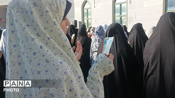اقامه نماز عید فطر در مسجد امام سجاد  نیشابور 