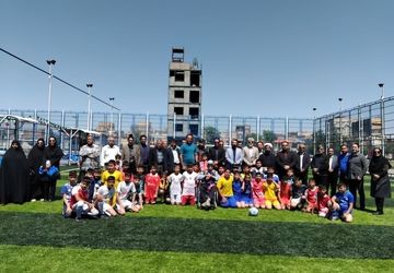 افتتاح زمین چمن مصنوعی در محله شهرک شیرین 