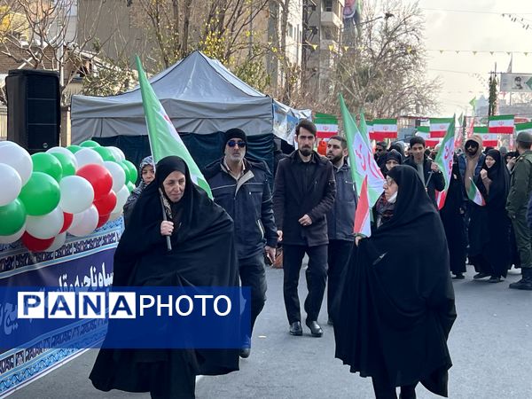 شور اسلامی در مسیر راهپیمایی تهران