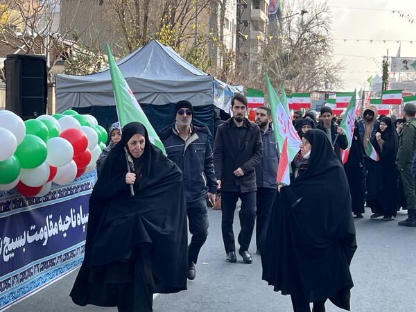 شور اسلامی در مسیر راهپیمایی تهران