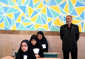 حضور وزیر آموزش و پرورش در جمع داوطلبان آزمون مدارس سمپاد و نمونه دولتی مشهد