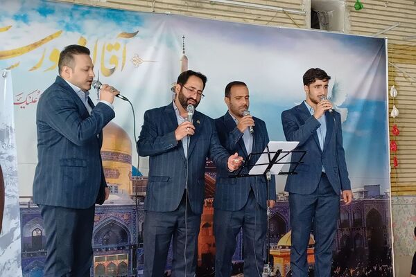 محفل انس با قرآن کریم به یاد شهید سید حسن نصرالله در مدارس ناحیه 2 شهرری 