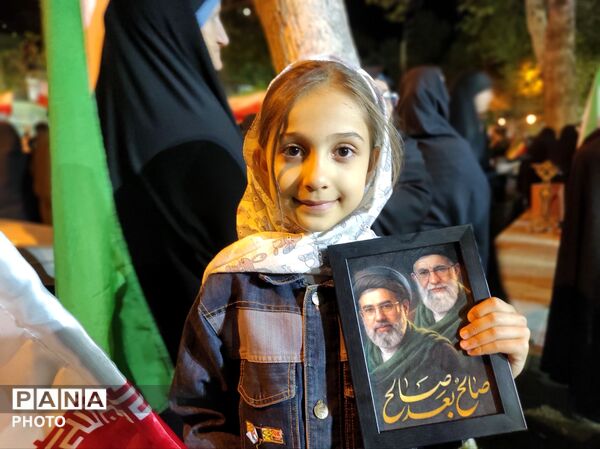 این علم بر زمین نمی ماند 