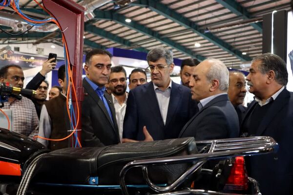 دوازدهمین نمایشگاه دستاوردهای پژوهش، فناوری و فن‌بازار در یزد آغاز به کار کرد