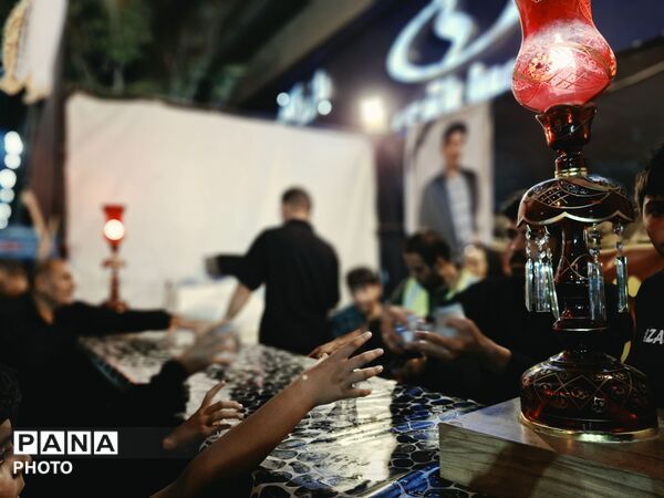 پخت ۴۰ دیگ قلور نذری در بیرجند
