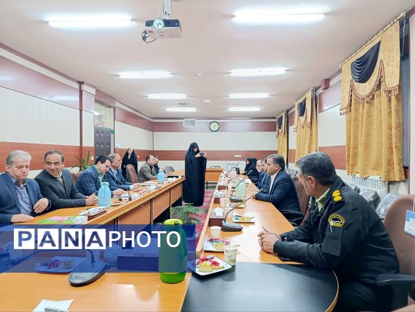 برگزاری جلسه شورای آموزش و پرورش شهرستان خلیل آباد 