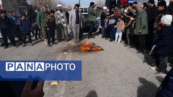 حضور پرشور مردم نسر در یوم‌الله ۲۲ بهمن؛ تجدید میثاق با آرمان‌های انقلاب