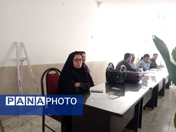 برگزاری طرح سفر یادگیری ویژه معلمان شهرستان مانه و سملقان 