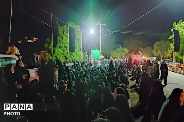 هیئت عزاداری آقا ابا عبدالحسین در  شب عاشورا حسینی در شهر بار نیشابور 