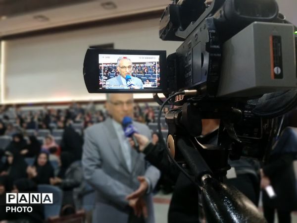 گرامیداشت هفته امور تربیتی و تربیت اسلامی در گلستان