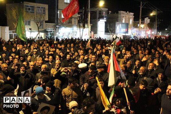 جاجرمی‌ها با شور و حضور بی‌نظیر پای این انقلاب ایستاده‌اند