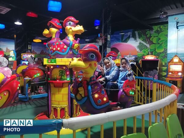 اردو تفریحی دانش آموزان مدرسه ناهید نخودی 