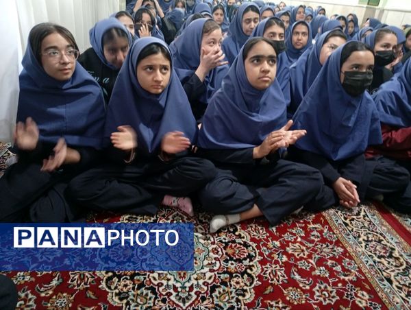 جشن نیمه‌شعبان در دبیرستان دکتر جواد حداد۲ ناحیه پنج مشهد