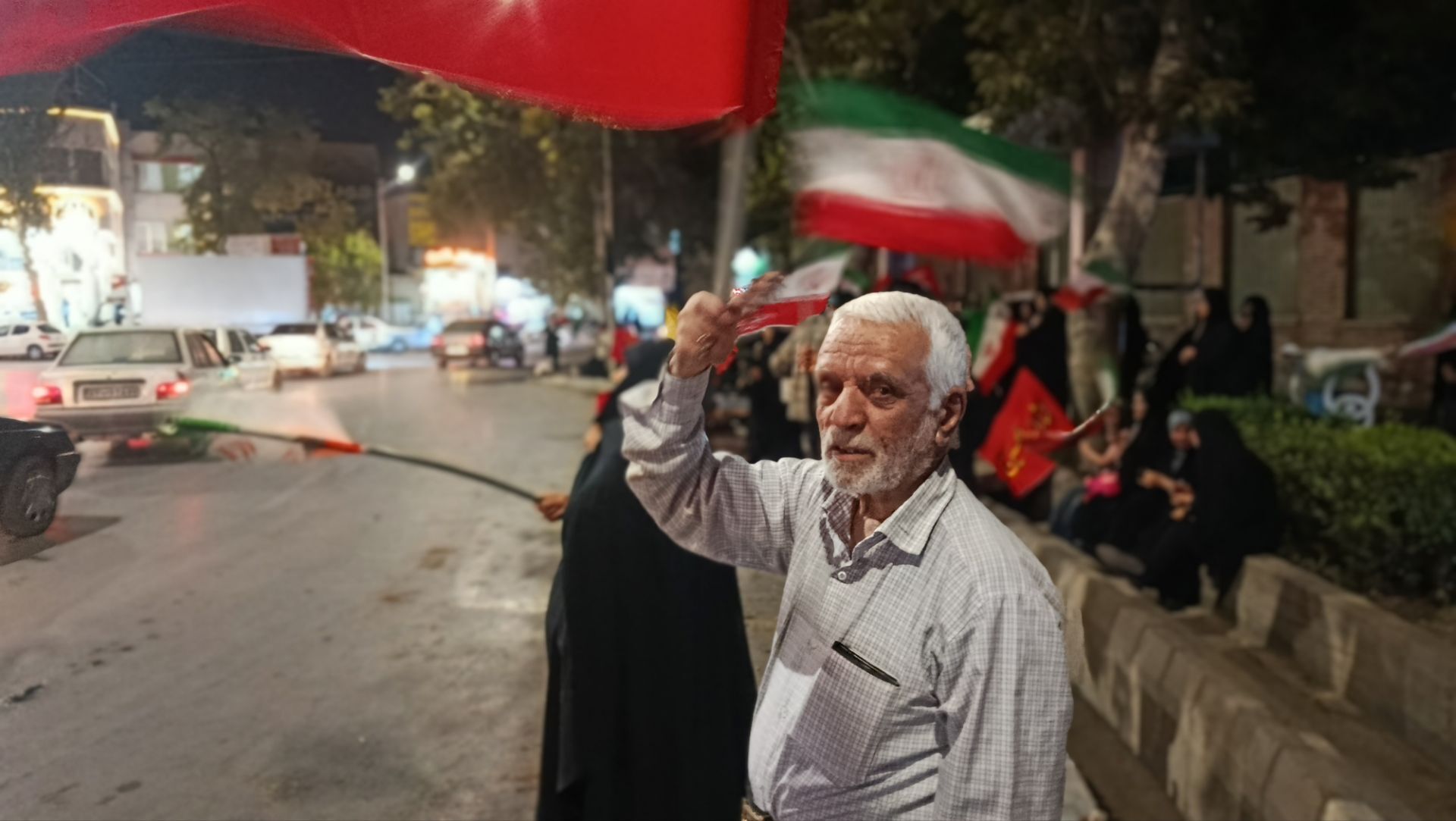 صد و هفتاد و سومین شبِ تجمعات مردمی در میدان حافظ