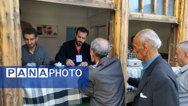 انتخابات؛ جلوه بسیار زیبا و جذاب از مشارکت مردمی